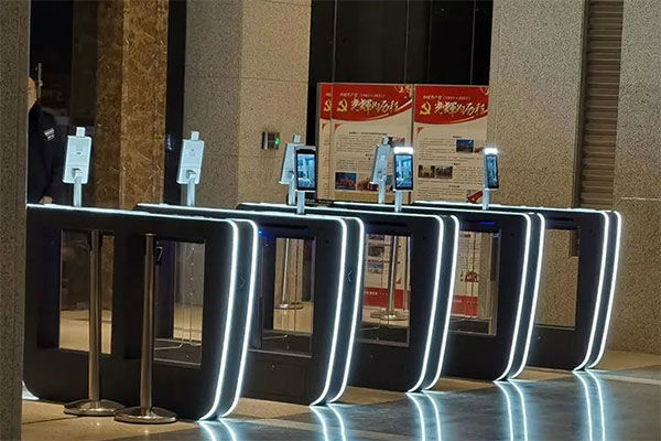 通道闸通行管理