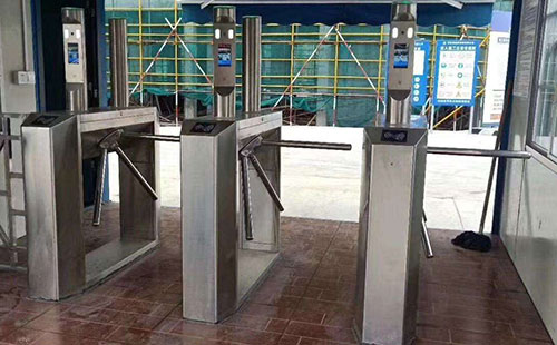 工地安装一套人脸识别管理系统需要多少钱？