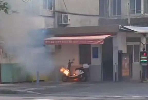 william威廉中文官网电动车入户监测管控平台构筑小区消防安全屏障